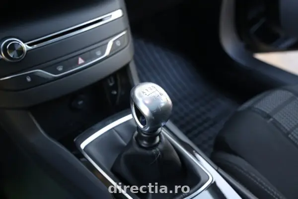 Poza anunț 26