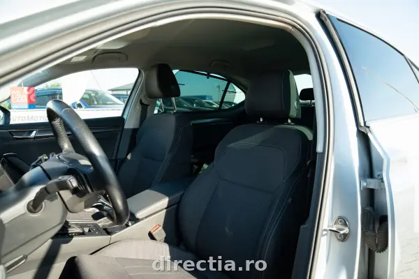 Poza anunț 13
