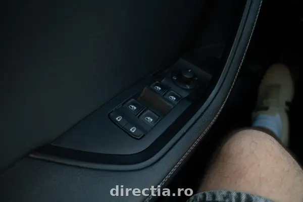 Poza anunț 19