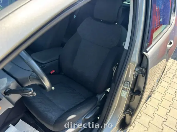 Poza anunț 28