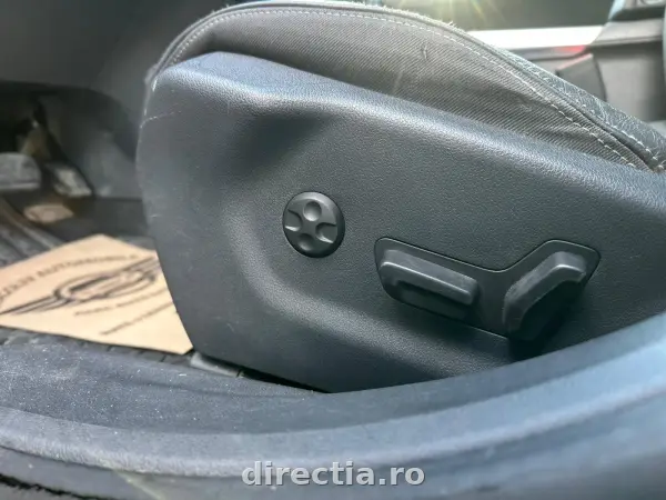 Poza anunț 12