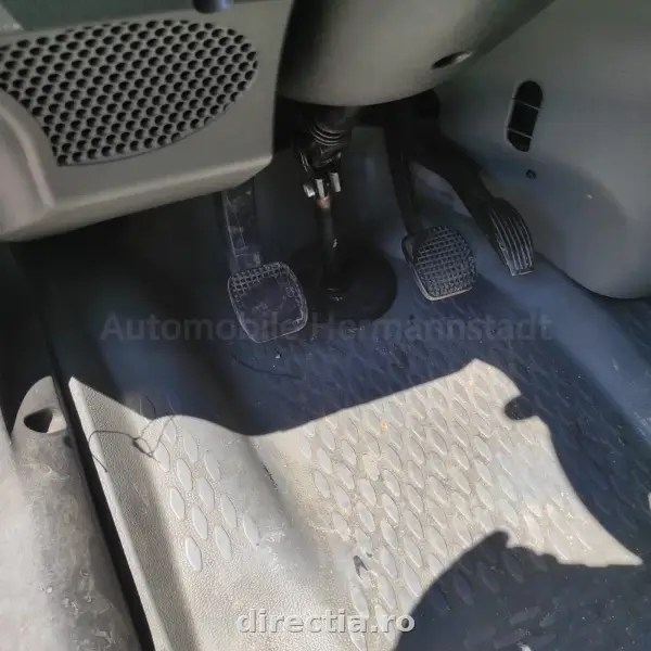 Poza anunț 14