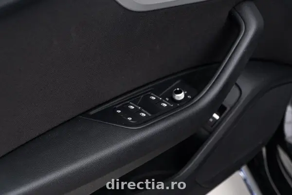 Poza anunț 32