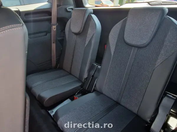 Poza anunț 28