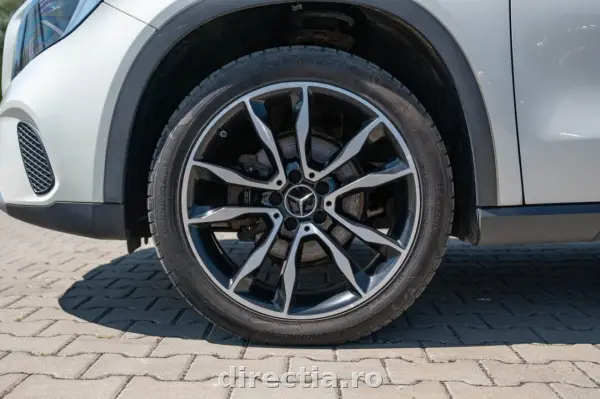 Poza anunț 26