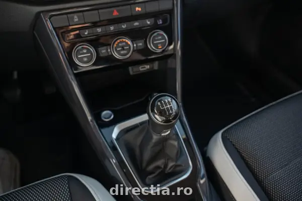 Poza anunț 13