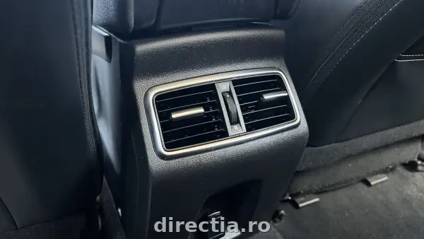Poza anunț 19