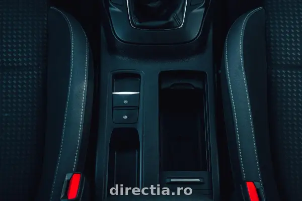Poza anunț 12