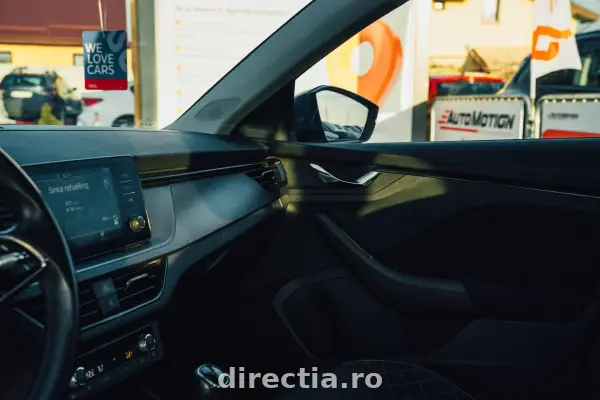 Poza anunț 13