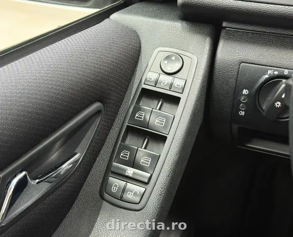 Poza anunț 23