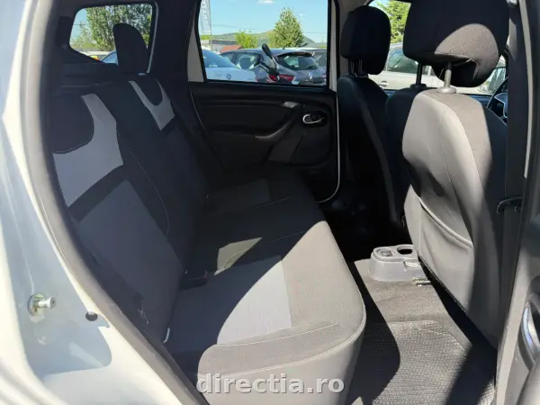 Poza anunț 12