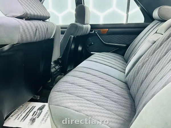 Poza anunț 12
