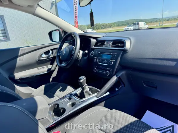 Poza anunț 18