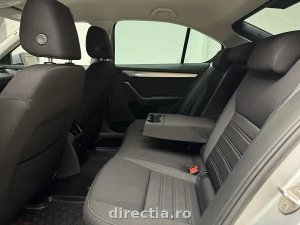 Poza anunț 18