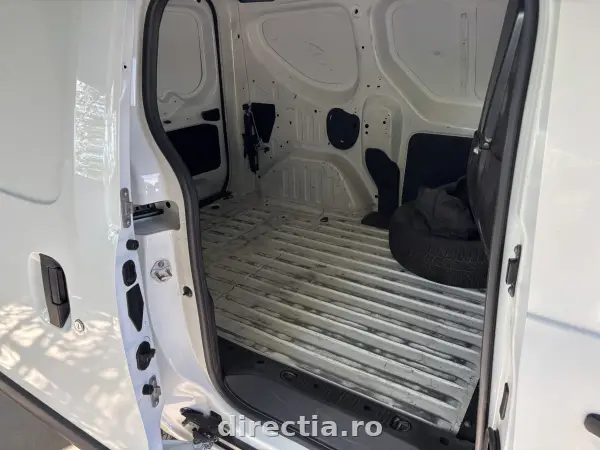 Poza anunț 27