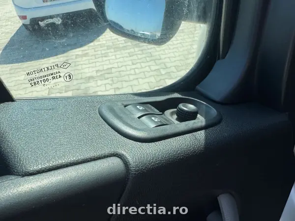 Poza anunț 10