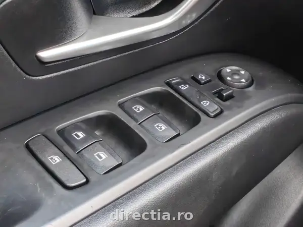 Poza anunț 28