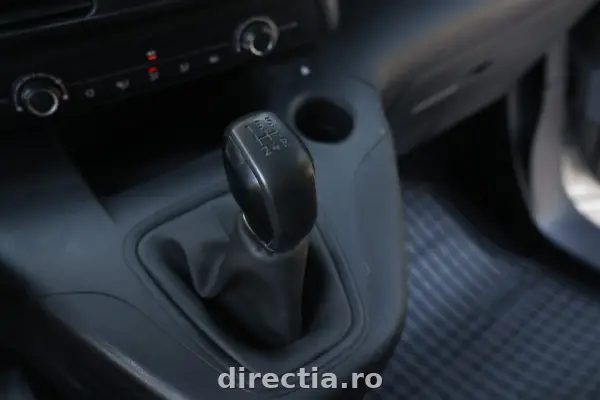 Poza anunț 22