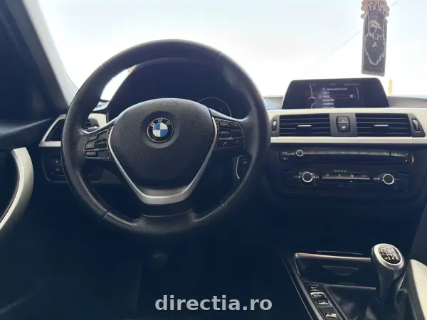 Poza anunț 12