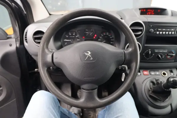 Poza anunț 23