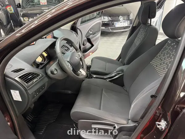 Poza anunț 12