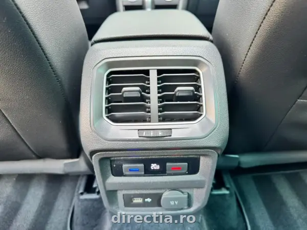 Poza anunț 32