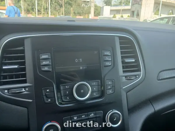 Poza anunț 13