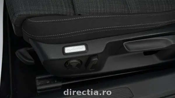 Poza anunț 25