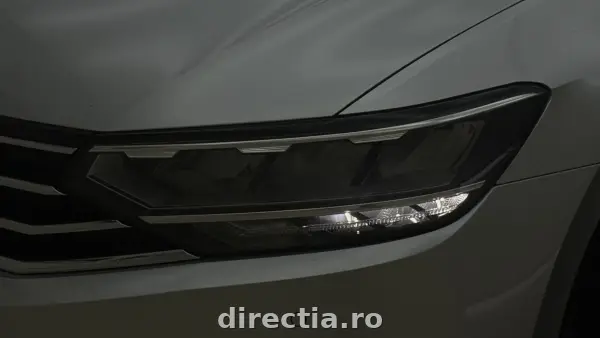 Poza anunț 28