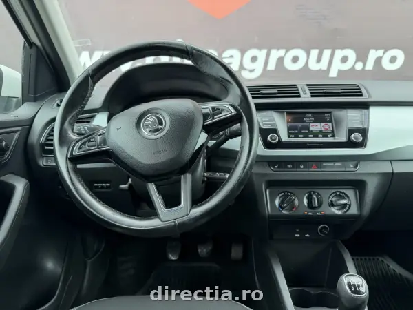 Poza anunț 12