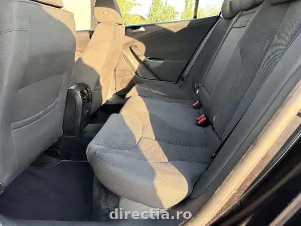 Poza anunț 10