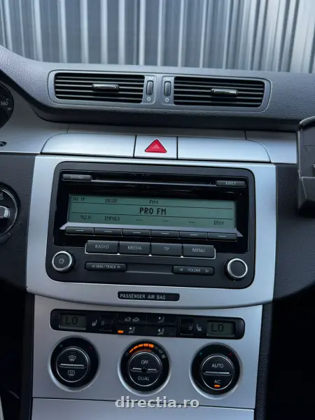 Poza anunț 12