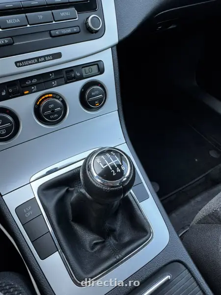 Poza anunț 13