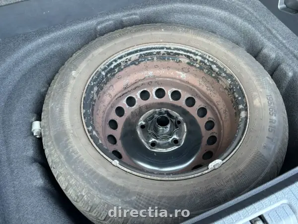 Poza anunț 37