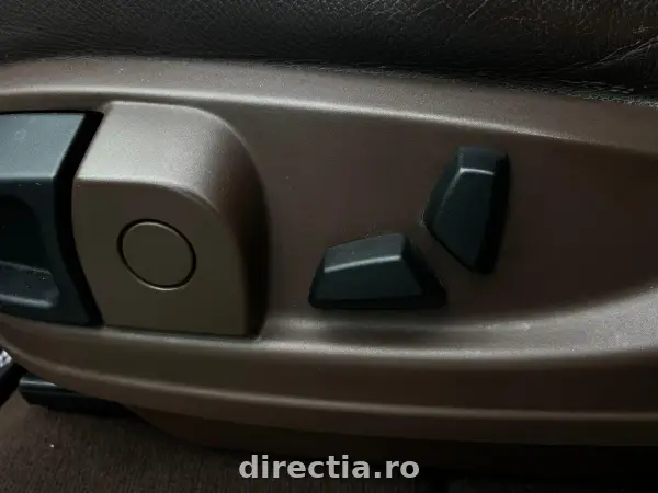Poza anunț 12