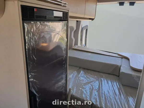 Poza anunț 12