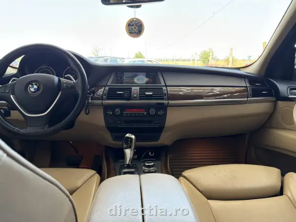Poza anunț 12