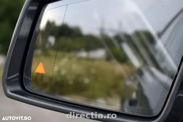 Poza anunț 12