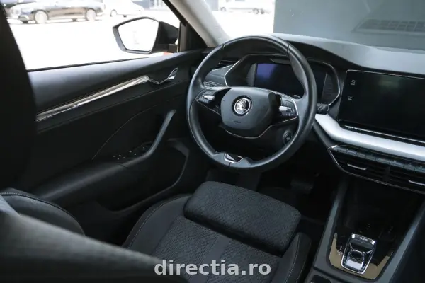 Poza anunț 8
