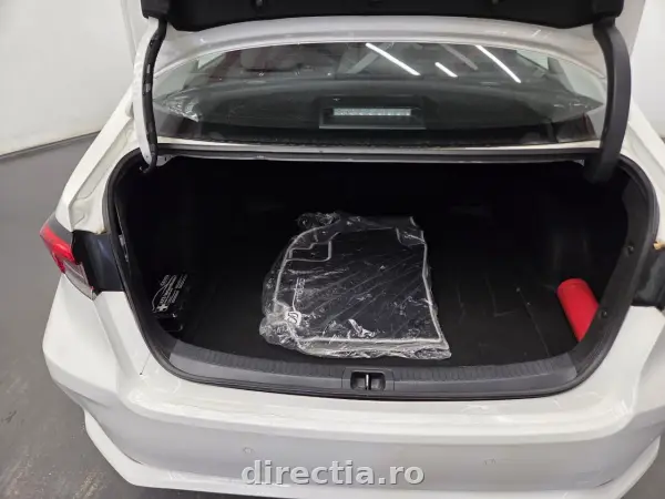 Poza anunț 12