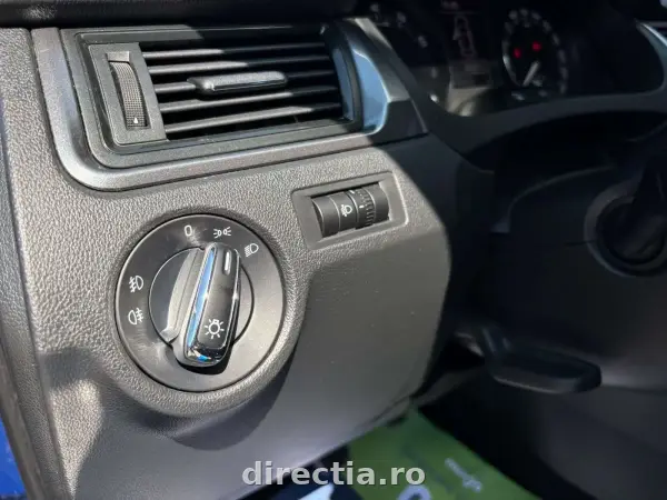 Poza anunț 18