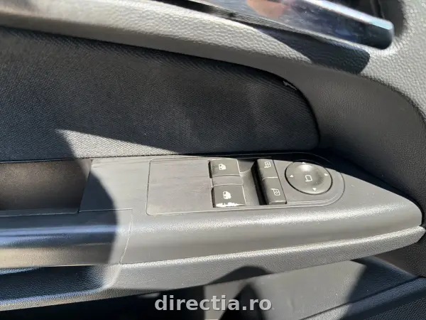 Poza anunț 13