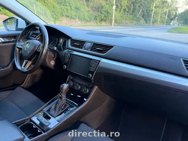 Poza anunț 10