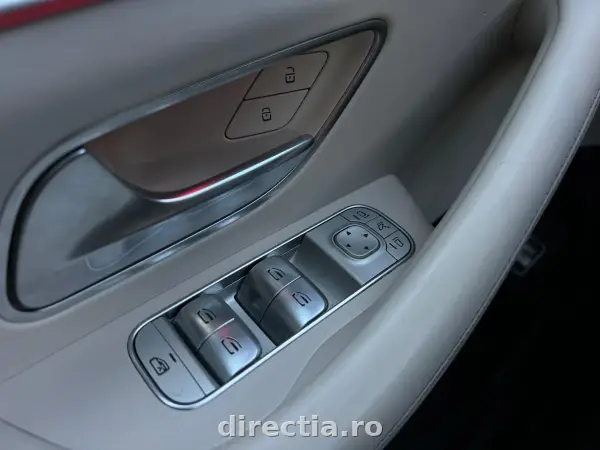 Poza anunț 35