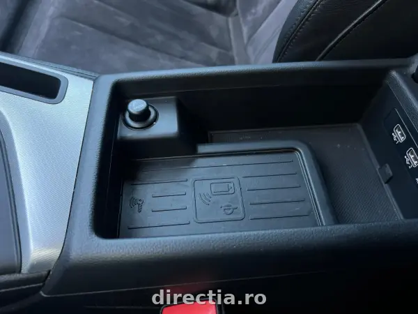 Poza anunț 32