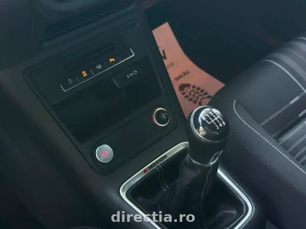 Poza anunț 13