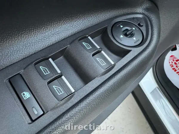 Poza anunț 30