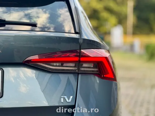 Poza anunț 12