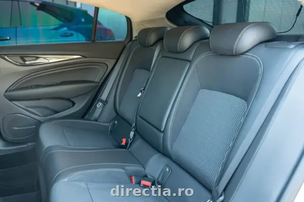 Poza anunț 19