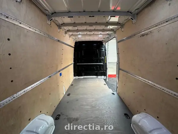 Poza anunț 11